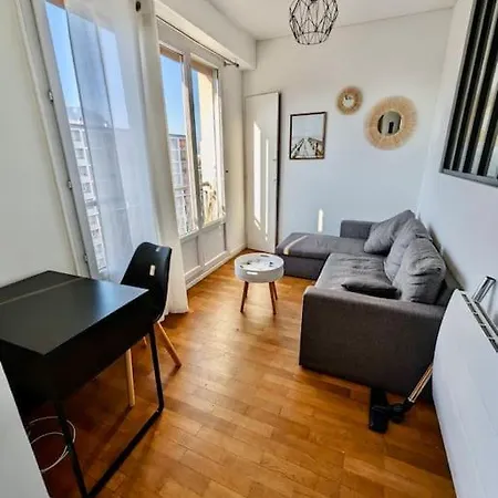 Excellent T2 - Superbe Vue Et Proche Rocade Apartamento