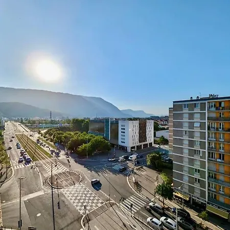 Excellent T2 - Superbe Vue Et Proche Rocade Apartamento