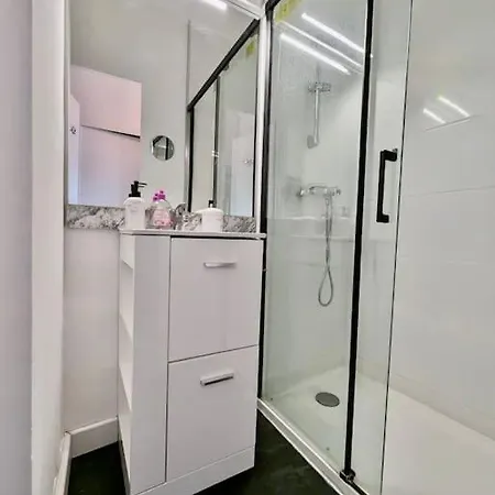 Excellent T2 - Superbe Vue Et Proche Rocade Apartamento *