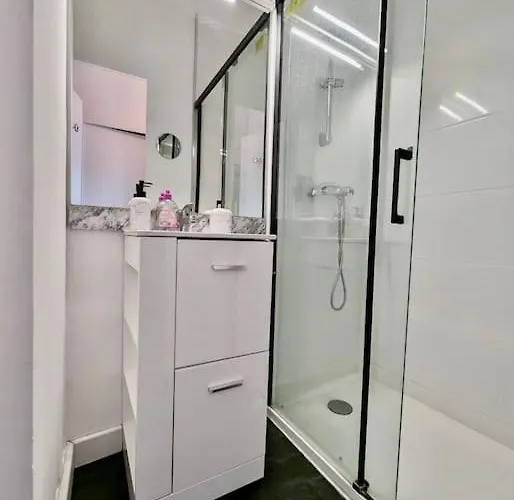 Excellent T2 - Superbe Vue Et Proche Rocade Apartamento *